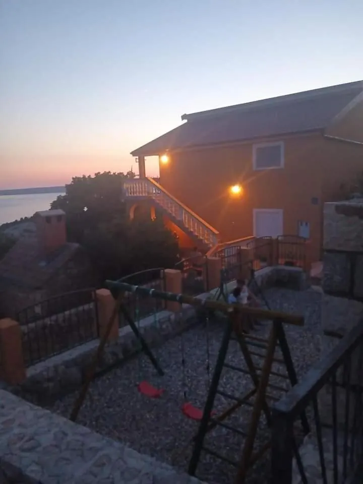 Apartmani Mirjana Tribanj-Kruscica
