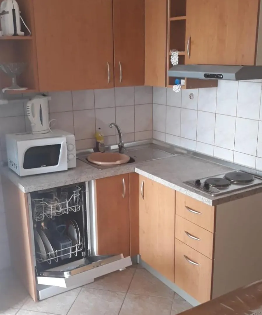 Apartmani Mirjana Tribanj-Kruscica Apartment